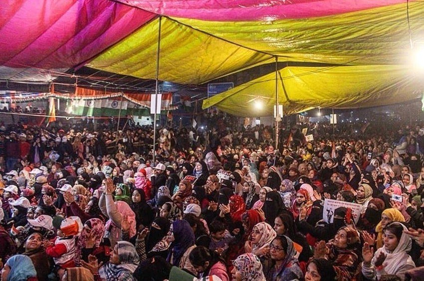 सीएए विरोधी आंदोलन के कारण ही दिल्ली में दंगे भी हुए। हालांकि ये दंगे शाहीन बाग से दूर उत्तरी पूर्वी दिल्ली में हुए थे।