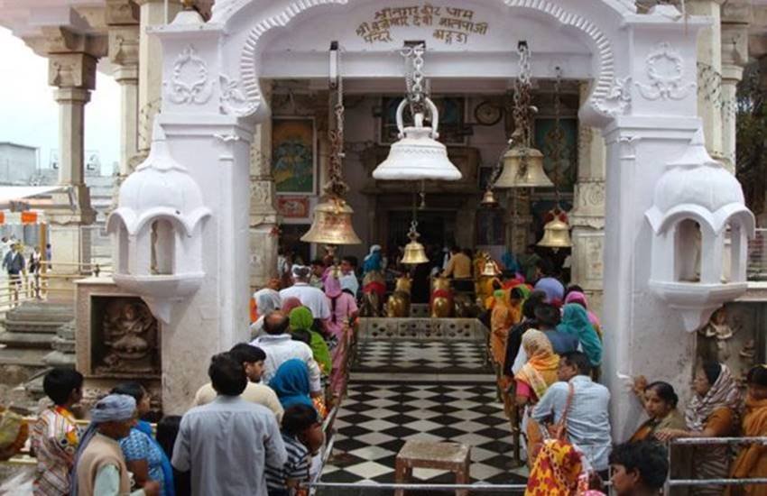 हिमाचल प्रदेश के कांगड़ा में चामुंडा देवी शक्ति पीठ स्थल।
