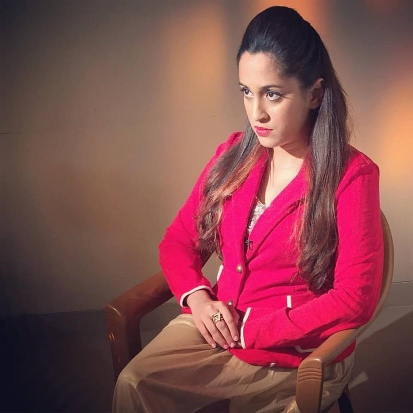 श्वेता पंडित ने भारत में 21 दिनों के लॉकडाउन को सपोर्ट करते हुए कहा कि सोशल डिस्टेंसिंग ही इससे बचने का एकमात्र उपाय है। ये वायरस काफी खतरनाक है। यहां 8 हजार से ज्यादा जानें जा चुकी हैं।