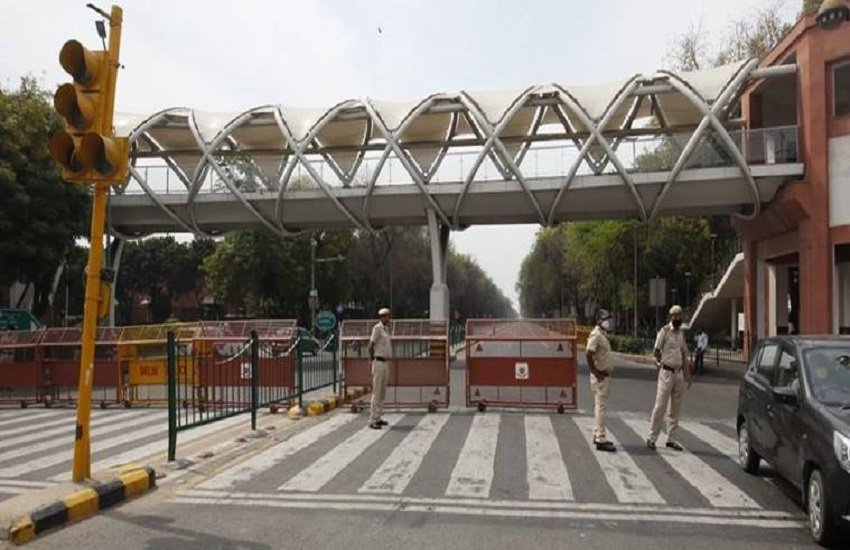 मजदूरों का कहना है कि वे लॉकडाउन के चलते उनके पास कोई काम नहीं हैं। (indian express photo)