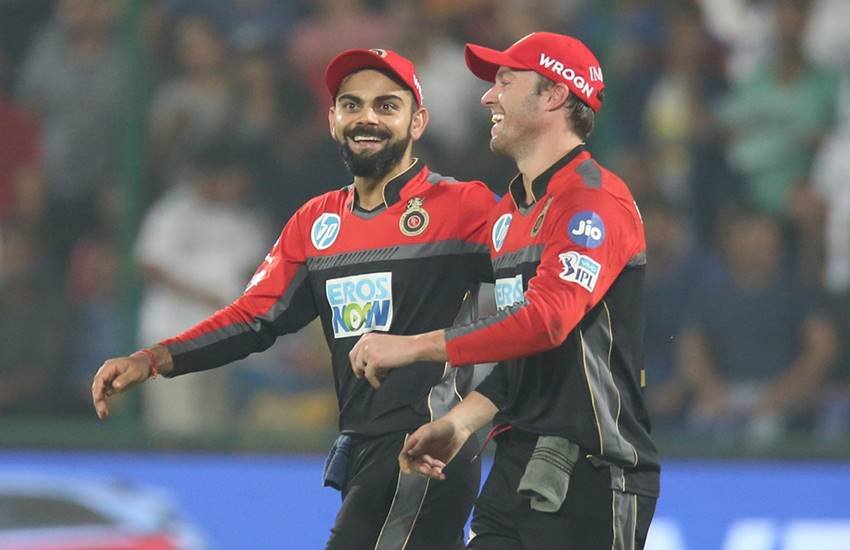 IPL 2020: एबी डिविलियर्स अंतरराष्ट्रीय क्रिकेट से संन्यास ले चुके हैं। कोहली तीनों फॉर्मेट में भारत के कप्तान हैं। (सोर्स- सोशल मीडिया)