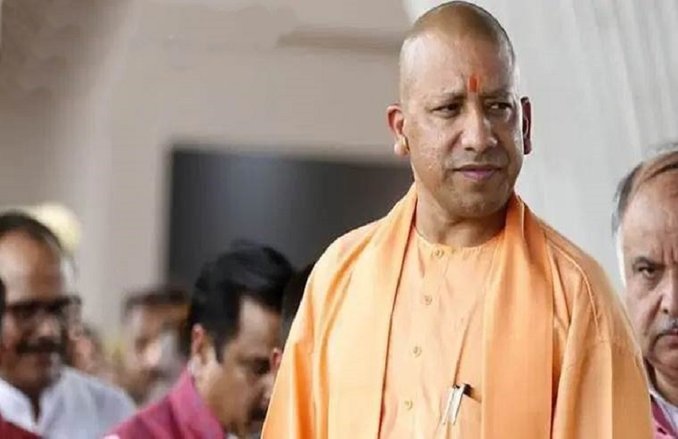 सरकार के तीन साल पूरे होने पर बोले योगी आदित्यनाथ- 60% कम गई डकैती, 21% मर्डर, पीएम मोदी से मिलता है संबल