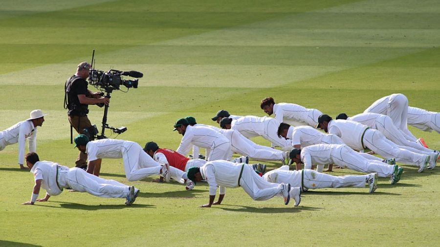पीसीबी के इस टेस्ट में एक मिनट में खिलाड़ियों को 60 Push Up, एक मिनट में 50 Sit Up एक मिनट में दस Chin-up आदि के अलावा लेवल 18 का यो-यो टेस्ट भी शामिल है।