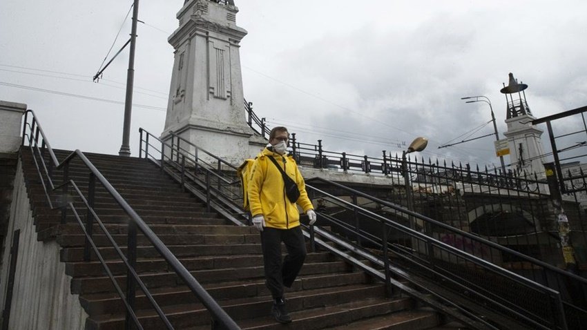 Sergey Nochovnyy रशियन हैं और वहीं मास्को में डिलिवरी का काम कर रहे हैं। इससे पहले वह 12 सालों तक चीन में बिजनेस कर चुके हैं। Sergey Nochovnyy रशियन हैं और वहीं मास्को में डिलिवरी का काम कर रहे हैं। इससे पहले वह 12 सालों तक चीन में बिजनेस कर चुके हैं।