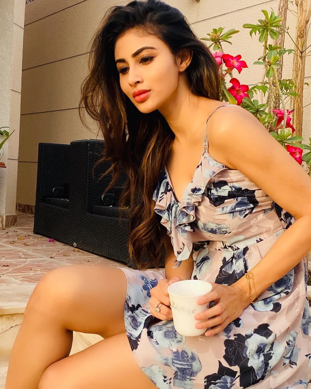 Mouni roy, mouni roy old photos, Mouni roy viral photos, Mouni roy naagin, Mouni roy hot pics, Mouni roy instagram, Mouni roy, old photos, mouni roy transformation look, made in china, मौनी रॉय, मौनी रॉय की तस्वीरें, मौनी रॉय ट्रांसफॉर्मेशन, मेड इन चाइना, Bollywood Photos, Latest Bollywood Photographs, Bollywood Images, Latest Bollywood photos