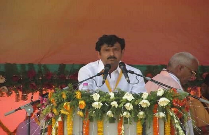 Lockdown, Coronavirus, COVID-19, Bihar, BJP, MLA, Anil Singh, Daughter, Kota, Rajasthan, Car, National News