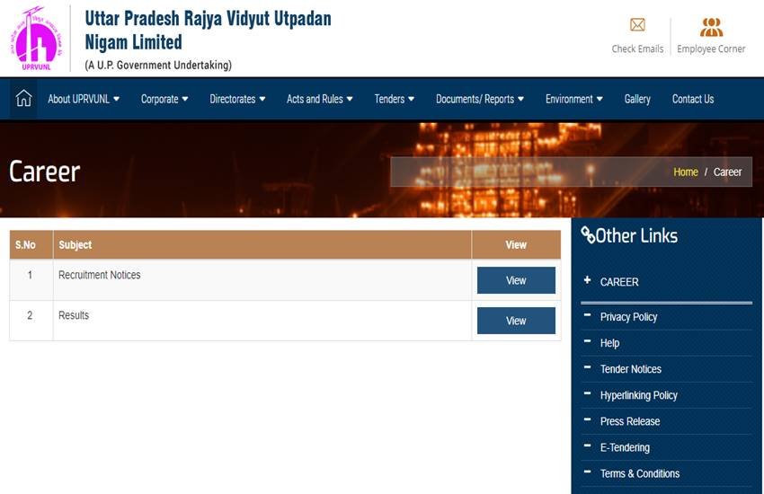 अधिकतम आयुसीमा सभी पदों के लिए 40 वर्ष है जबकि न्‍यूनतम आयुसीमा 18 वर्ष अथवा 21 वर्ष है।