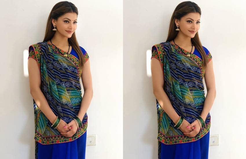 Urvashi Rautela, Urvashi Rautela Hot Pictures, Urvashi Rautela Bollywood actress, Urvashi Rautela Entertaining Fans In Lockdown, Urvashi Rautela Super Attractive Photos, Urvashi Rautela in Black and White Nighty Dress, entertainment news, bollywood news, television news