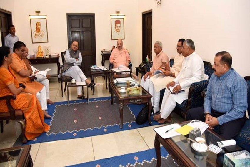 घर के इसी हिस्से में अमित शाह अकसर बैठकें करते नजर आते हैं।