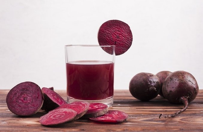 Uric Acid को कंट्रोल करना है तो, इन 5 जूस को करें डाइट में शामिल