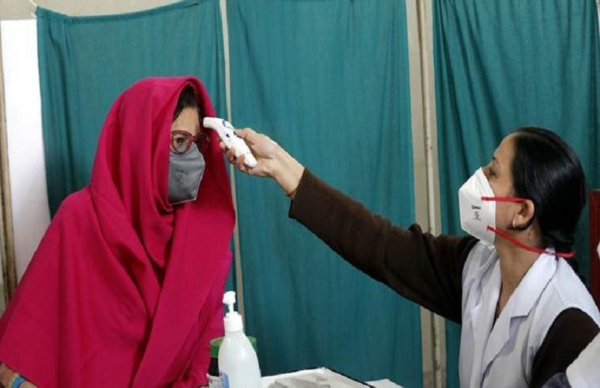 SC का फैसला, कोरोना वायरस जांच के नहीं लगेंगे पैसे। (indian express file) SC का फैसला, कोरोना वायरस जांच के नहीं लगेंगे पैसे। (indian express file)