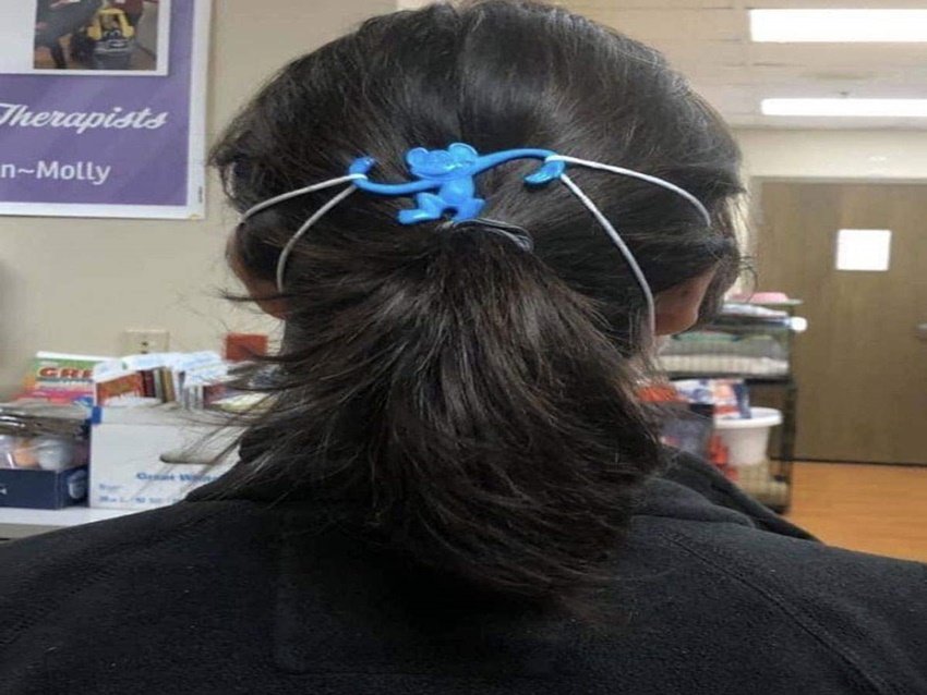 मास्क की ऐसी फनी तस्वीरों को सोशल मीडिया में खूब शेयर किया जा रहा है। <a href="https://www.jansatta.com/photos/picture-gallery/pm-narendra-modi-and-amit-shah-get-happy-over-ajay-devgn-new-bodyguard/1385725/  “>अजय देवगन के नए ‘बॉडीगार्ड’ को देख खुश हुए पीएम मोदी और अमित शाह, ऐसे की तारीफ