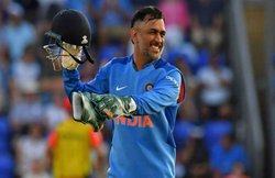 MS Dhoni का एक ऐसा रिकॉर्ड जिसे तोड़ना मुश्किल, विराट कोहली-रोहित शर्मा के लिए भी सपने से कम नहीं