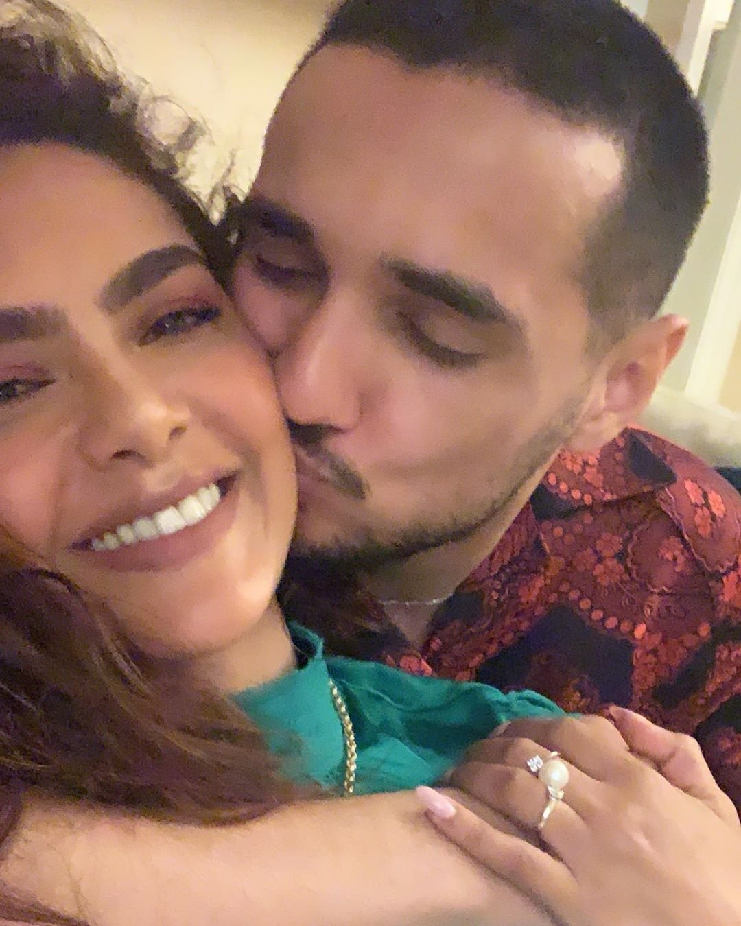 Bollywood celebs, Lockdown, Corona virus, entertainment,bollywood,Esha Gupta, Esha Gupta boyfriend, Esha gupta Relationship, Esha Gupta relation spain businessman, spain businessman, Manuel Campos Guallar, know about Manuel Campos Guallar,Entertainment Movies Bollywood bollywood entertainment hindi news