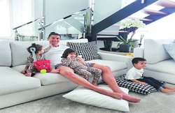 जनसत्ता खेल: फुटबॉल की भी निकाली हवा