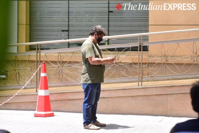 इरफान को 'इरफान' बनाने वाले तिग्मांशु धूलिया ने उनके निधन पर कहा कि आद मैंने अपना दोस्त ही नहीं बल्कि भाई खो दिया है।