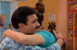 Taarak Mehta Ka Ooltah Chashmah, TMKOC, JETHALAL and BABITA romantic moments, Jethalal, Babita, taarak mehta ka ooltah chashmah episode,babita iyyer divorce episode, babita hug jetha lal, babita says jetha lal is his best friend, TMKOC Comedy, तारक मेहता का उल्टा चश्मा, jethalal babita comed taarak mehta ka ooltah chashmah new episode, जेठालाल, taarak mehta ka ooltah chashma show, taarak mehta ka ooltah chashmah cast, jethalal Babita, entertainment news, bollywood news, television news