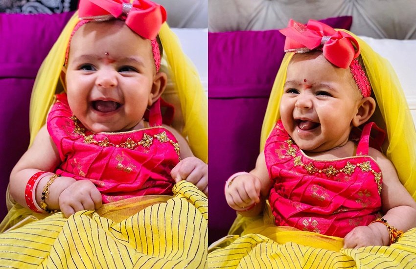 Kapil Sharma की बेटी अमायरा की ये तस्वीरें वायरल हो रही हैं। <a href="https://www.jansatta.com/photos/entertainment-gallery/kapil-sharma-made-millions-people-laugh-not-comedy-also-king-earning-know-lifestyle-one-show-cast-earnings-per-episode/1366525/  “>करोड़ो लोगों को हंसाने वाले कपिल शर्मा कॉमेडी ही नहीं कमाई में भी है किंग, जानिए कैसी है उनकी लाइफस्टाइल