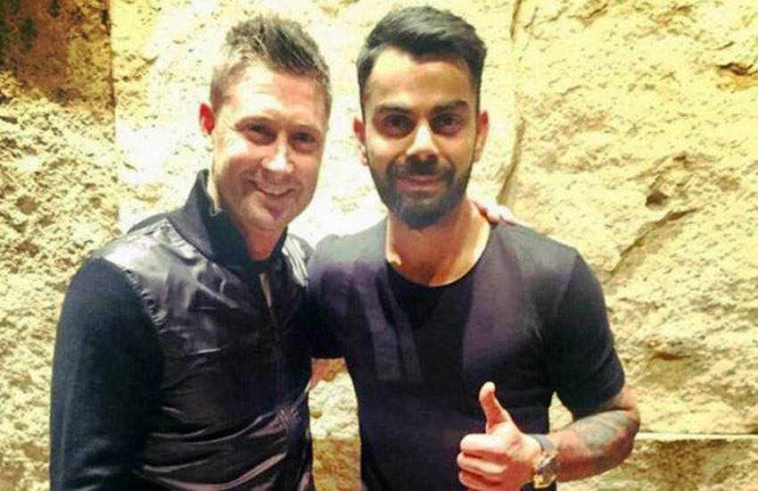 आस्ट्रेलिया के पूर्व कप्तान माइकल क्लार्क और टीम इंडिया के कप्तान विराट कोहली आस्ट्रेलिया के पूर्व कप्तान माइकल क्लार्क और टीम इंडिया के कप्तान विराट कोहली