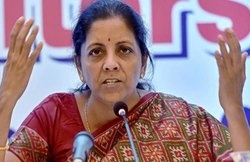 स्वास्थ्य और वाहन बीमा को रिन्यू कराने पर सरकार ने दी 15 मई तक की छूट, निर्मला सीतारमण ने ट्वीट कर दी जानकारी