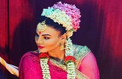 8 महीने बाद शेयर कीं शादी की तस्वीरें, जानिये- कौन है राखी सावंत का पति और क्या करते हैं