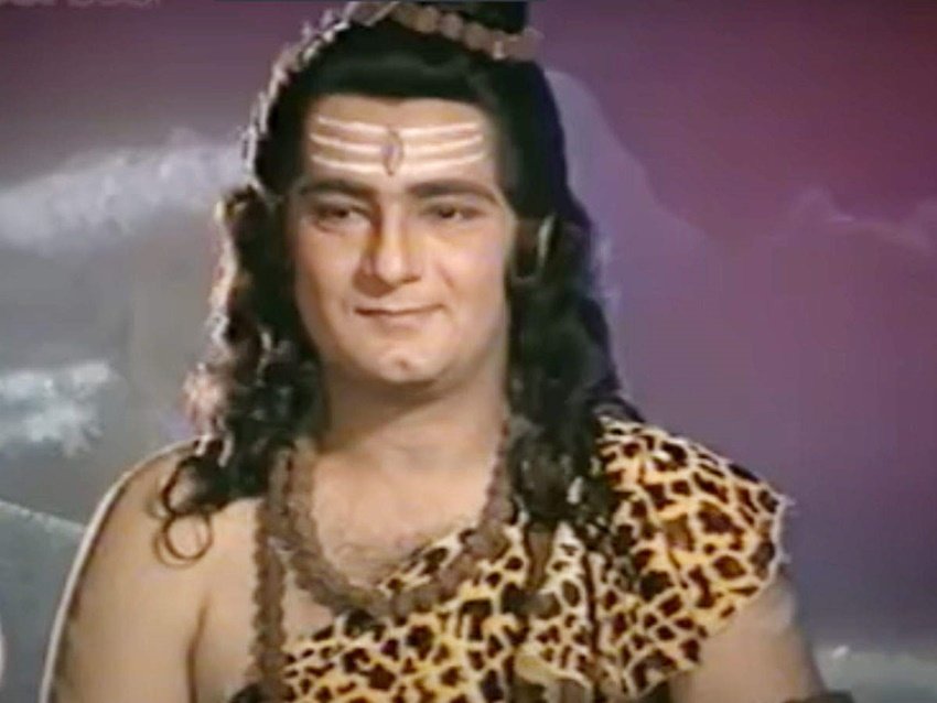 भगवान शिव के किरदार में उन्हें इतना पसंद किया गया कि रामायण के बाद भी कई पौराणिक सीरियल्स में उन्हें भगवान शंकर का ही रोल मिला।
