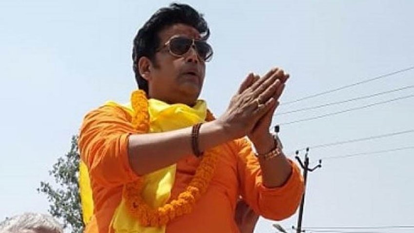 पहली बार गोरखपुर शहर सीट से चुनाव लड़ने वाले रवि किशन भारी बहुमत के साथ लोकसभा पहुंचे हैं। बीजेपी में शामिल होने से पहले रवि किशन कांग्रेस में भी रह चुके हैं।