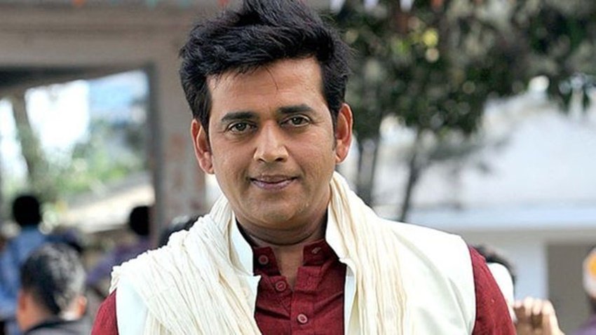 जंग-ए-कोरोना में रवि किशन की इस पहल का सोशल मीडिया मुरीद हो गया है। लोग रवि किशन की तारीफ करते नहीं थक रहे हैं। <a href="https://www.jansatta.com/photos/picture-gallery/coronavirus-actress-ratan-rajpoot-accidently-quarantined-in-unknown-village-of-bihar-under-lockdown/1370227/  “>लॉकडाउन: बिहार के एक गांव में फंस गई है ये एक्ट्रेस, पहचान छिपा काट रहीं दिन