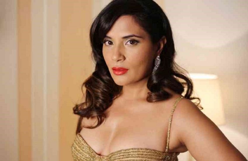Richa Chaddha, Richa Chaddha Slam Troll, Coronavirus Indore Incident, Lockdown, ऋचा चड्ढा, Coronavirus, COVID 19, Coronavirus News, Actress rICHA cHADDHA, Richa Chaddha Fans Reactions, Richa Chaddha bollywood actress, entertainment news, bollywood news, television news