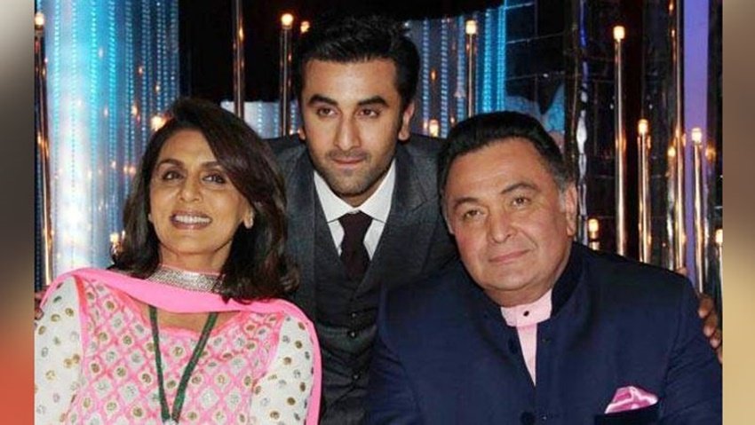 कुछ समय पहले ऋषि कपूर ने एक इंटरव्यू में कहा था कि वो चाहते हैं कि मरने से पहले बेटे रणबीर की शादी देख लें। ऋषि कपूर ने ये भी कहा था कि वह रणबीर के बच्चों को गोद में खिलाना चाहते हैं।