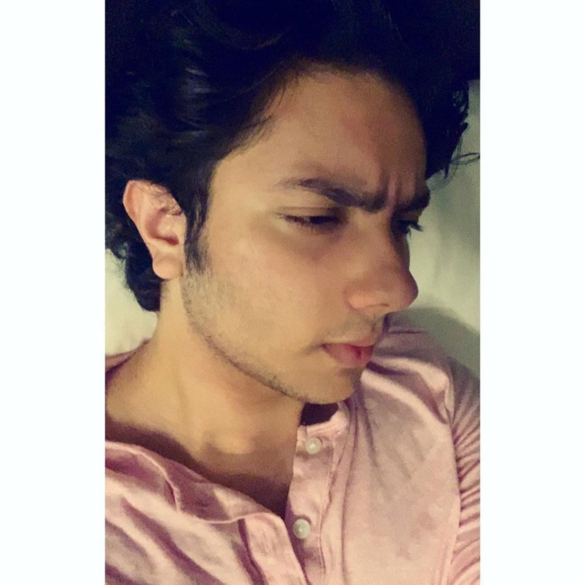 कुछ मीडिया रिपोर्ट्स की मानें तो निर्वान जल्द बॉलीवुड में नजर आ सकते हैं। बताया जाता है कि सलमान खान उन्हें लॉन्च करने वाले हैं।