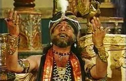 Mahabharat 13 April 2020 Updates: द्रोपदी के स्वयंवर में ब्राह्मण वेष में पहुंंचे पांचों पांडव, भरी सभा में कर्ण हुए अपमानित