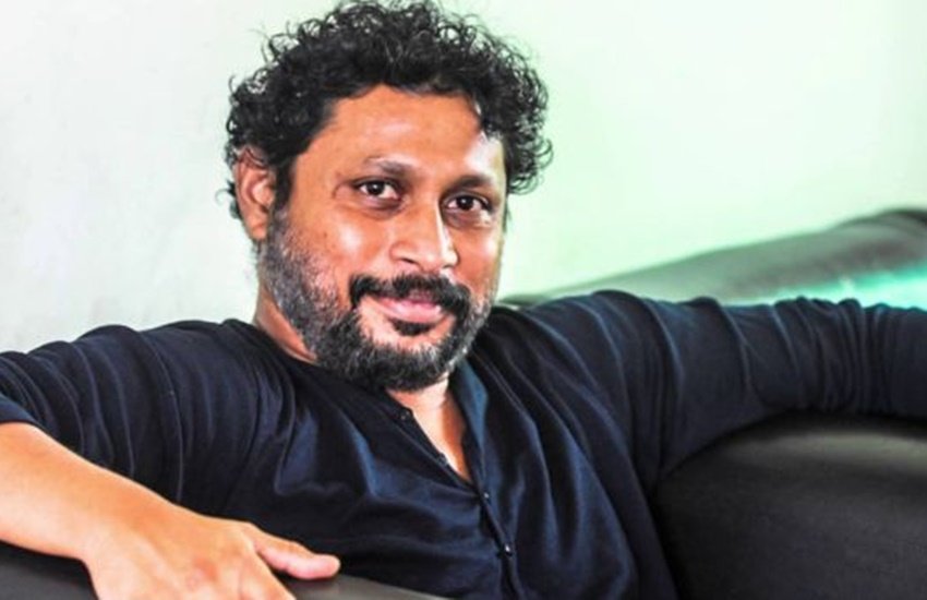 COVID-19, Shoojit Sircar, Coronavirus, Lockdown, intimate scene, Film director Shoojit Sircar ask intimate scene will be shot after lockdown, entertainment news, लॉकडाउन, इंटीमेट सीन, शूजीत सरकार, कोरोना वायरस, फिल्म डायरेक्टर शूजीत सरकार ने पूछा कोरोना के बाद कैसे शूट होंगे इंटीमेट सीन