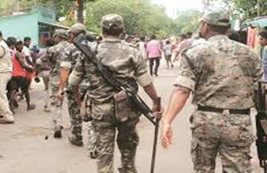 कोरोनाग्रस्त होने की आशंका में खांसी आने पर गोली मारी।