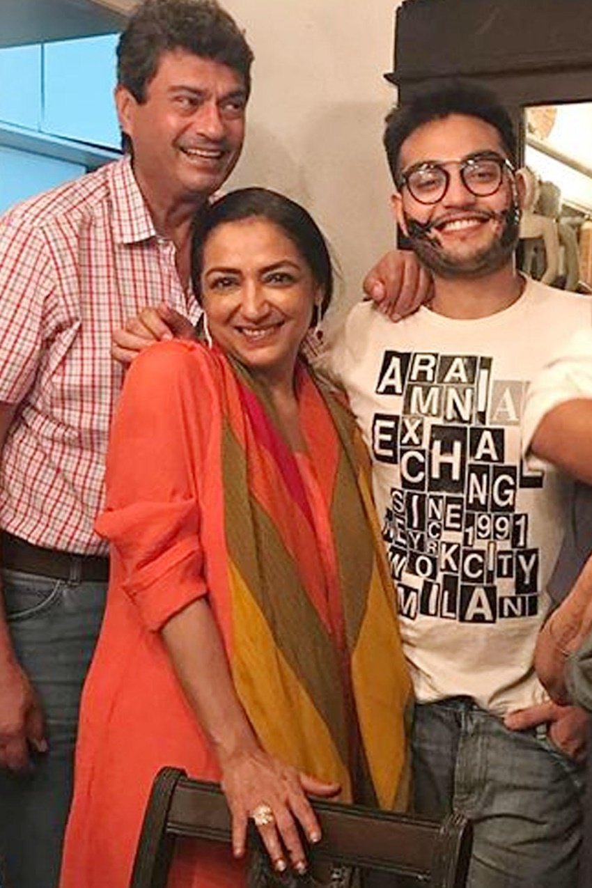 अनुराधा पटेल फिलहाल फिल्मों से दूर हैं लेकिन वह अब भी फिल्मी पार्टियों में नजर आ जती हैं।