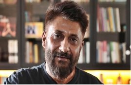 Vivek ranjan agnihotri, vivek agnihotri, vivek agnihotri twitter war, vivek agnihotri tweet on congress, vivek agnihotri on corornavirus, vivek agnihotri on Lockdown, vivek agnihotri on javed akhtar, कांग्रेस नेता नितिन राउत पर भड़के विवेक अग्निहोत्री