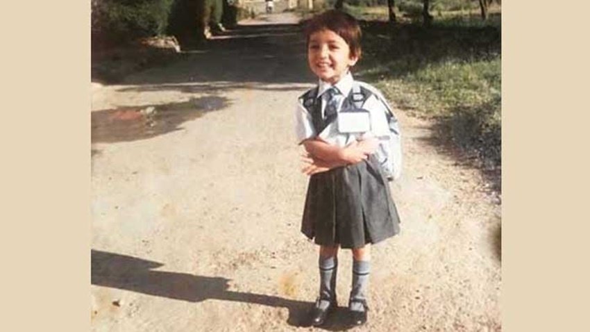 यह तस्वीर एक्ट्रेस यामी गौतम ने फैंस के साथ साझा की थी। तस्वीर में यामी बेहद क्यूट दिख रही हैं।