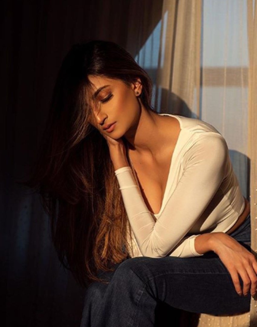 Shweta Tiwari, Palak Tiwari, Shweta Tiwari Daughter, Bollywood Diva, Tara Sutaria, Alia Bhatt, Janhvi Kapoor , Palak Tiwari Attractive HD Pictures, Palak Tiwari Photoshoot, entertainment news, bollywood news, television news