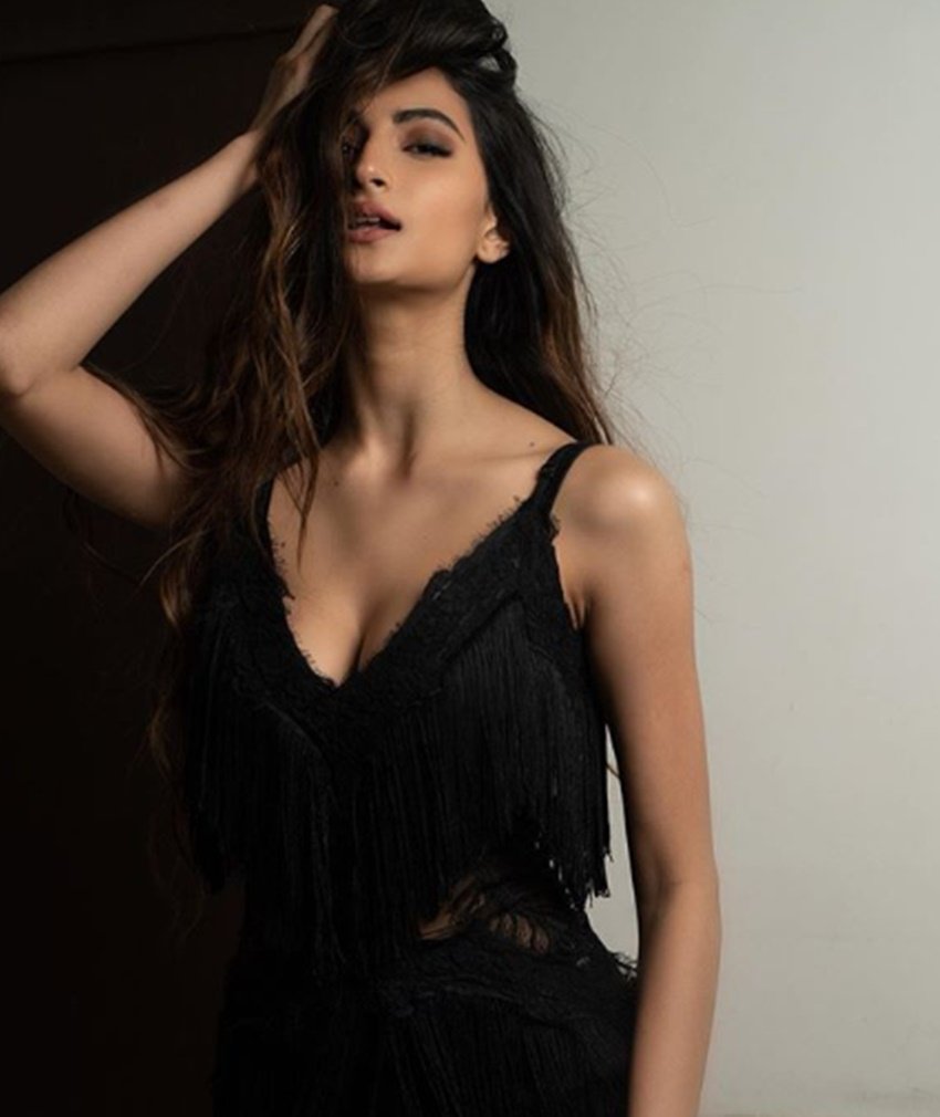 Shweta Tiwari, Palak Tiwari, Shweta Tiwari Daughter, Bollywood Diva, Tara Sutaria, Alia Bhatt, Janhvi Kapoor , Palak Tiwari Attractive HD Pictures, Palak Tiwari Photoshoot, entertainment news, bollywood news, television news