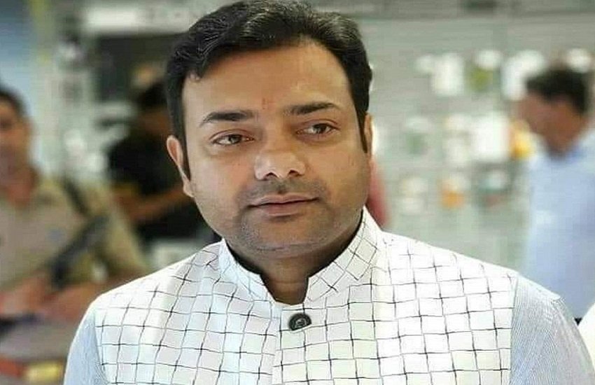 उत्तर प्रदेश के महोबा जिले के भारतीय जनता पार्टी से विधायक ब्रजभूषण राजपूत। (pc- facebook)
