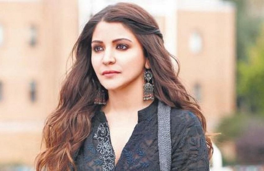 Paatal Lok, Anushka Sharma, Paatal Lok in Legal Trouble, amazon prime Paatal Lok, Paatal Lok Casteist Slur, Legal Trouble Notice Sent to Anushka Sharma, Paatal Lok cast, bollywood actress, अनुष्का शर्मा, पाताल लोक
