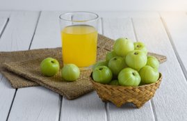 White Hair, White Hair Problems, White Hair in hindi, Amla Juice for white hair, Banana for white hair, White hair drinks, white hair remedies, white hair home remedies, white hair remedies in hindi