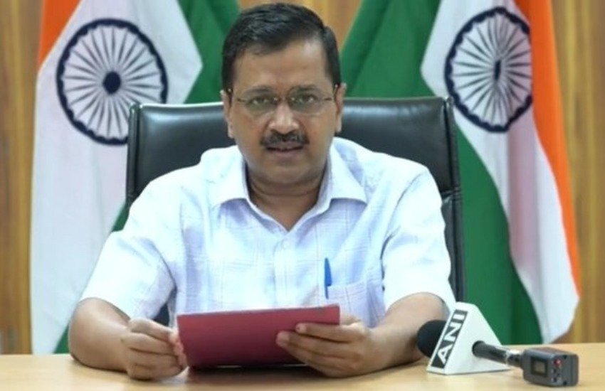 दिल्ली में Lockdown 3.0 को लेकर रविवार को प्रेस कॉन्फ्रेंस में जानकारी देते हुए सीएम अरविंद केजरीवाल। (फोटोः ट्विटर/AAP)