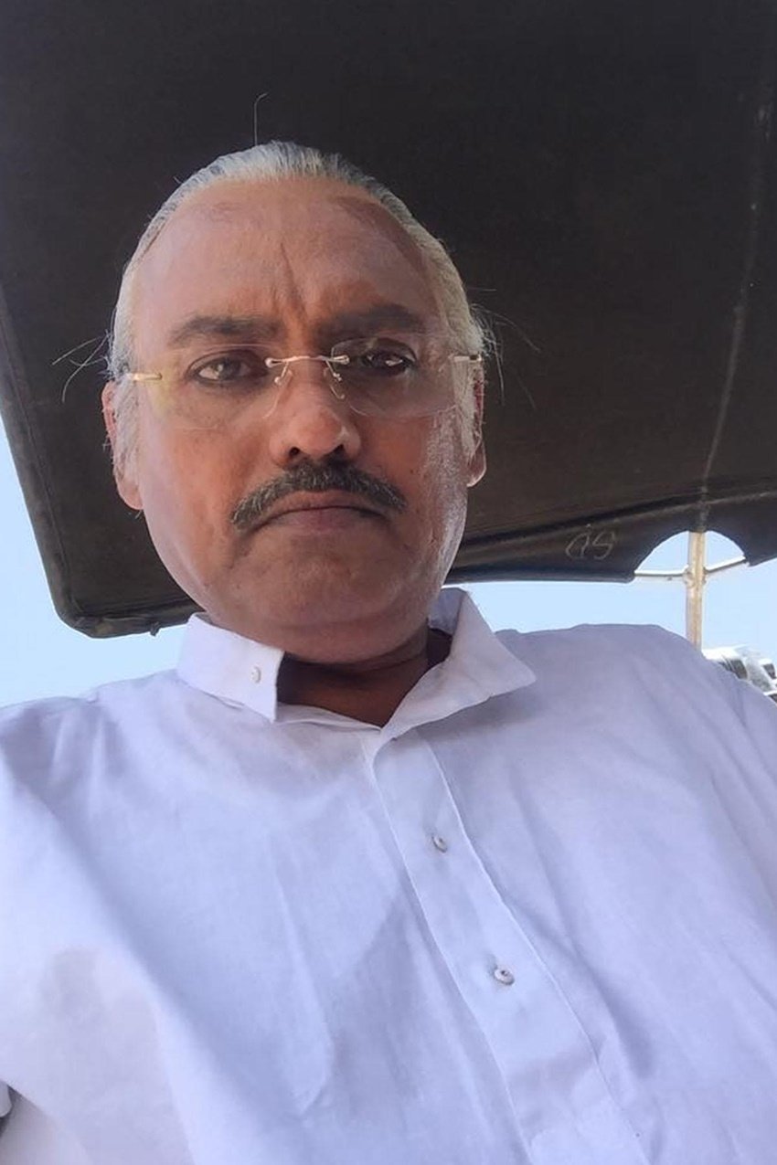 शफीक सिर्फ एक्टर ही नहीं स्क्रीनप्ले राइटर भी थे। उन्होंने अमिताभ बच्चन की सुपरहिट फिल्म बागबान के लिए भी स्क्रीनप्ले लिखा था।