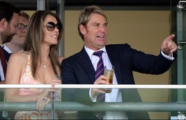 Elizabeth Hurley and Shane Warne 1 850