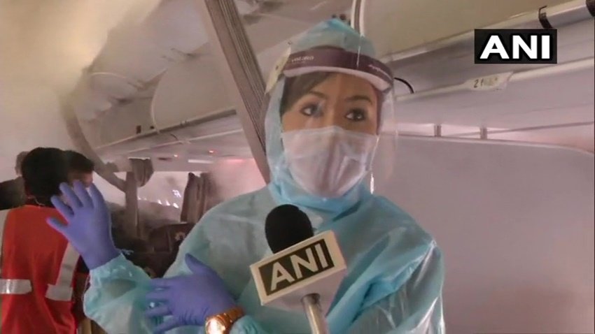 एयरपोर्ट अथॉरिटी की तरफ से सोशल डिस्टेंसिंग औऱ टचलेस सिस्टम को लागू करने के हरसंभव प्रयास किए गए हैं।