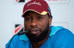 मुंबई इंडियंस के स्टार ऑलराउंडर किरोन पोलार्ड का कॉन्ट्रैक्ट रद्द, पाकिस्तानी गेंदबाज पर भी पड़ी कोरोना की मार