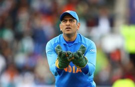 MS Dhoni Rajeev Shukla 850