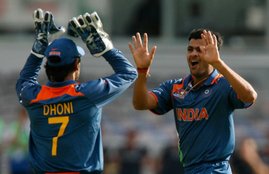 RP SINGH AND MS DHONI 850