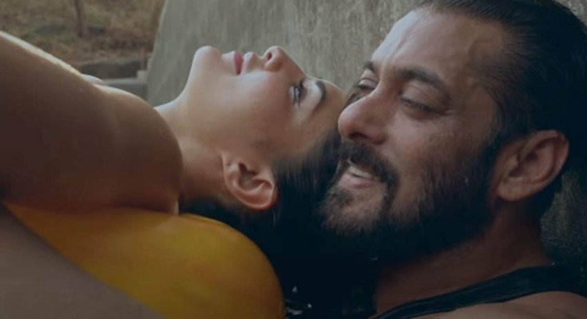 सलमान हैरान हैं कि इतने कम संसाधनों और बेहद नाम मात्र खर्चे में भी गाना बनाया जा सकता है।